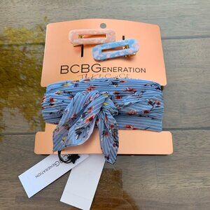 BCBGeneration Blue Floral 3 Piece Scarf & Clip Set